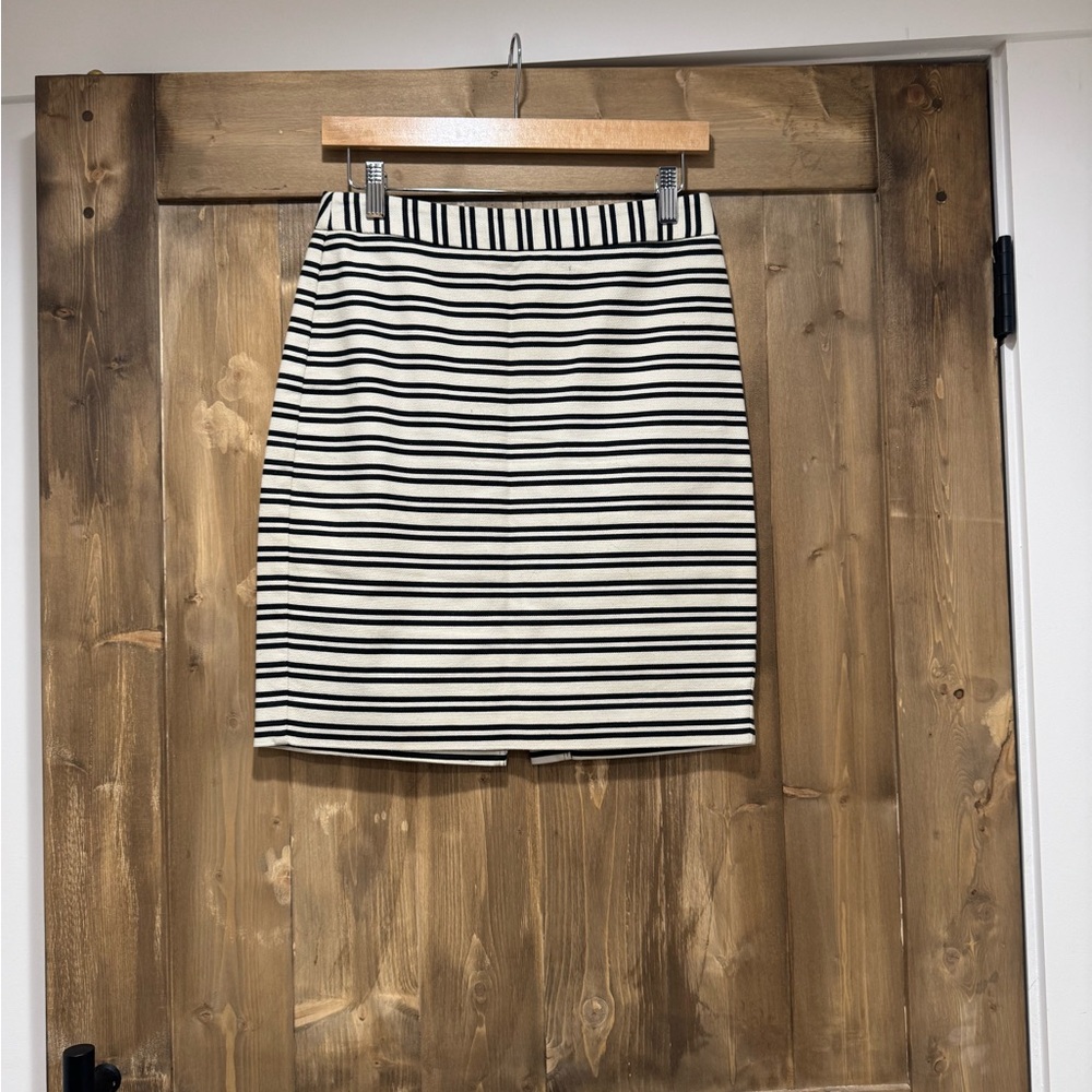 LOFT Black and White Mini Pencil Skirt Casual